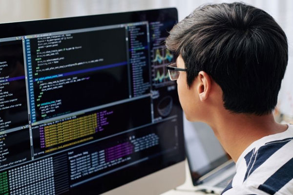 Thực trạng của sinh viên công nghệ thông tin hiện nay?